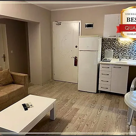 Silver Tower Family فندق