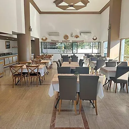 فندق Silver Tower Family