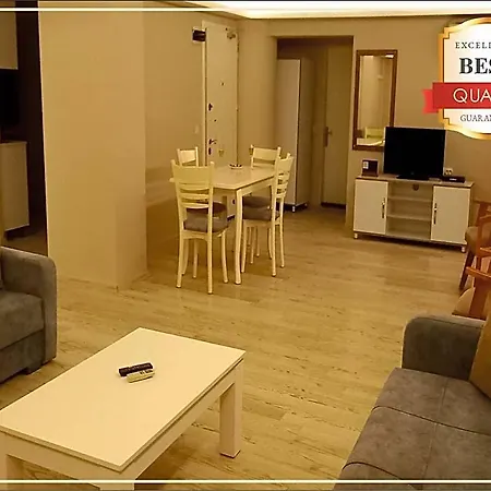 Silver Tower Family فندق