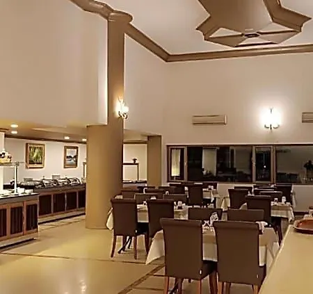 فندق Silver Tower Family Gokcealan